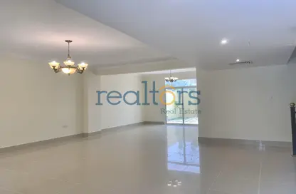 Villa - 4 Bedrooms - 4 Bathrooms for rent in Al Gharrafa - Al Gharrafa - Doha