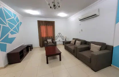 Apartment - 2 Bedrooms - 2 Bathrooms for rent in Al Mansoura - Al Mansoura - Doha