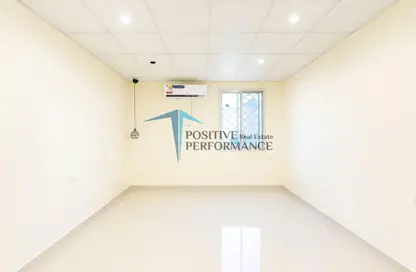 Apartment - 1 Bedroom - 1 Bathroom for rent in Al Maamoura - Al Maamoura - Doha