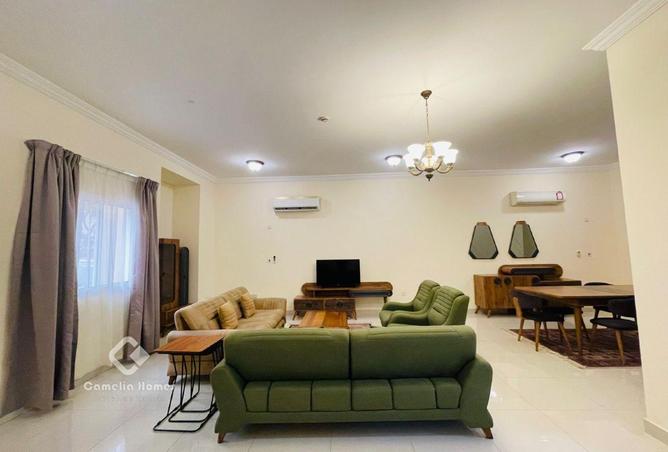 934511 - Property Image 2