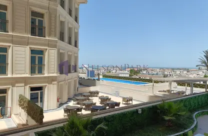 Apartment - 2 Bedrooms - 3 Bathrooms for rent in Floresta Gardens - Floresta Gardens - The Pearl Island - Doha