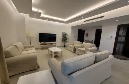 Apartment - 2 Bedrooms - 3 Bathrooms for rent in Fox Hills - Fox Hills - Lusail