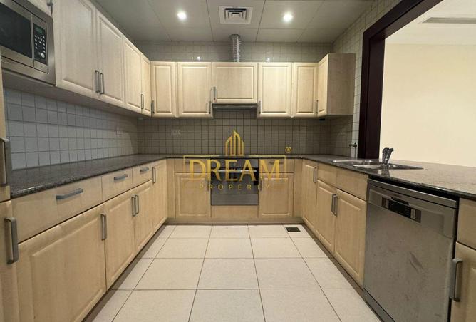 976975 - Property Image 2