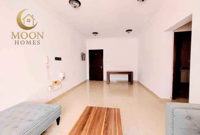 984668 - Property Image 2