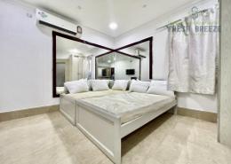 Studio - 1 bathroom for rent in Umm Ghuwailina - Doha