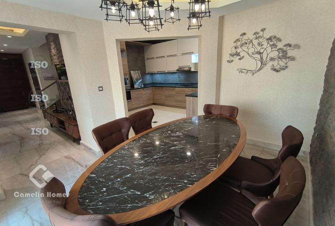 932279 - Property Image 3