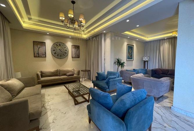 972301 - Property Image 2