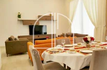 Living / Dining Room image for: Villa - 4 Bedrooms - 5 Bathrooms for rent in Muraikh - AlMuraikh - Doha, Image 1