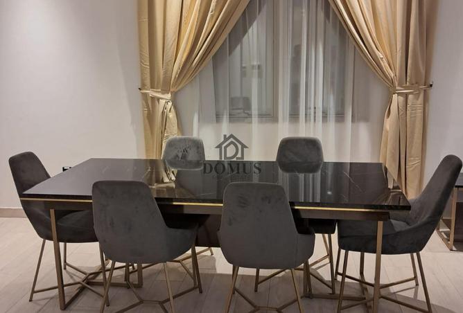 907851 - Property Image 2