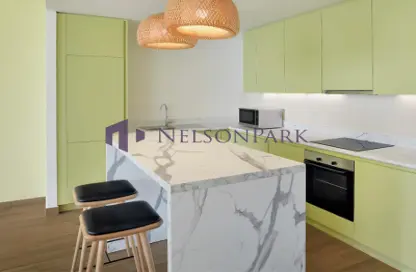 Apartment - 2 Bedrooms - 2 Bathrooms for rent in West Bay Tower - West Bay - West Bay - Doha