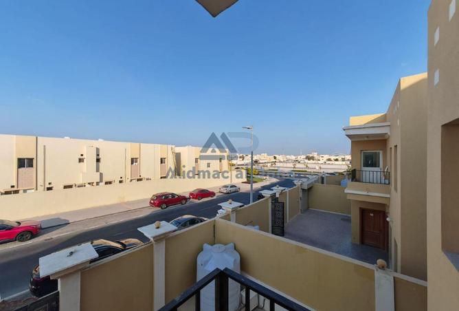 975341 - Property Image 2