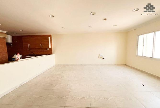 965048 - Property Image 3