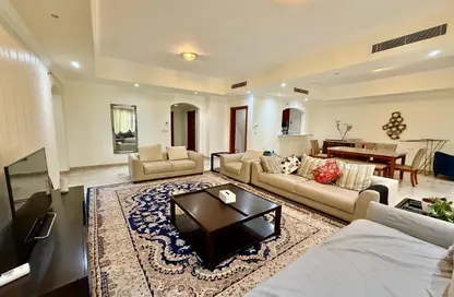 Apartment - 2 Bedrooms - 3 Bathrooms for rent in East Porto Drive - Porto Arabia - The Pearl Island - Doha