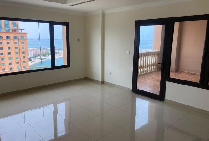 989477 - Property Image 2