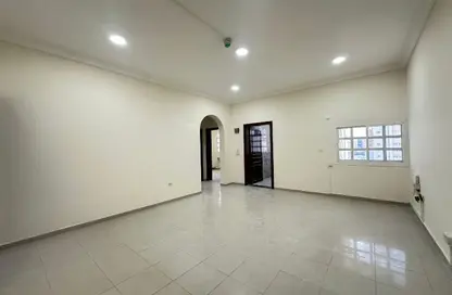 شقة - 2 غرف نوم - 2 حمامات للايجار في شارع السد - السد - الدوحة