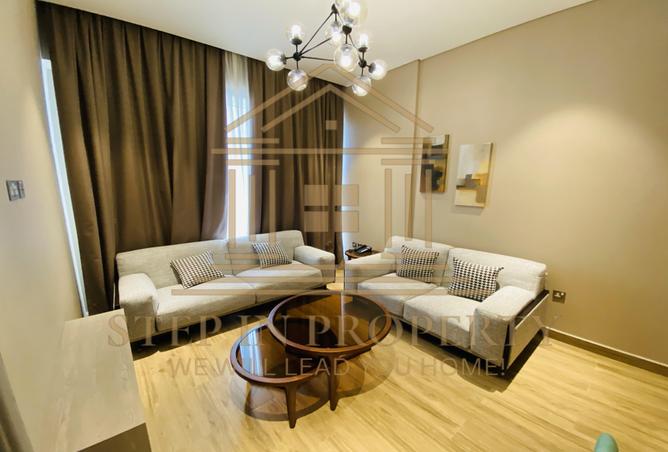 951785 - Property Image 3