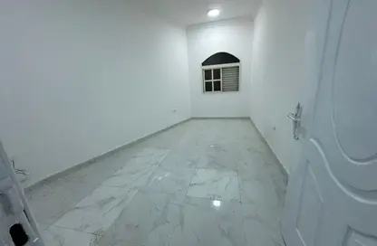 شقة - 1 حمام للايجار في العزيزية - الدوحة