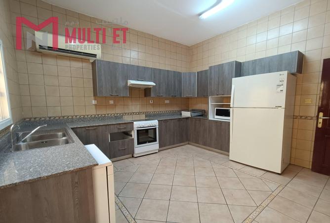 963402 - Property Image 3