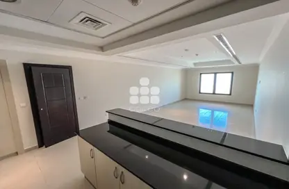 Apartment - Studio - 1 Bathroom for sale in Tower 13 - Porto Arabia - The Pearl Island - Doha