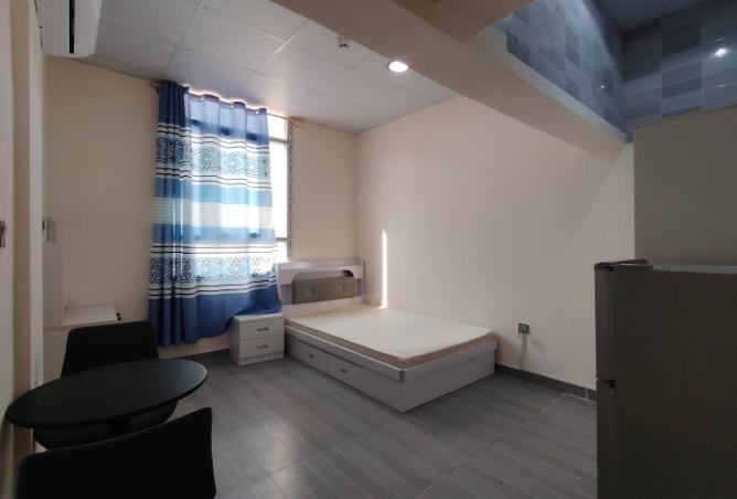 996642 - Property Image 2