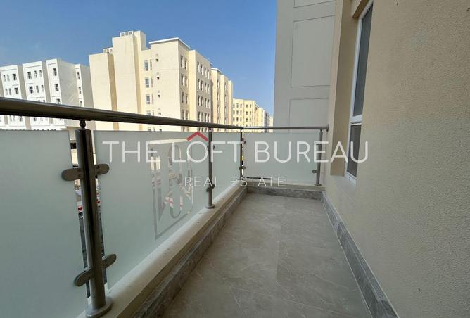 950835 - Property Image 2