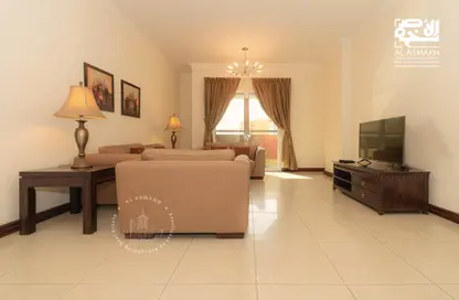 Living Room image for: Apartment - 2 Bedrooms - 3 Bathrooms for rent in Regency Residence Al Sadd - Regency Residence Al Sadd - Al Sadd - Doha, Image 1