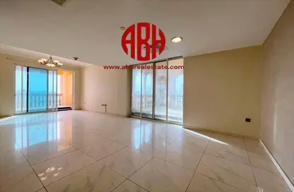 Penthouse - 3 Bedrooms - 5 Bathrooms for rent in Viva West - Viva Bahriyah - The Pearl Island - Doha