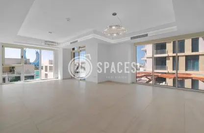 Apartment - 3 Bedrooms - 5 Bathrooms for rent in Gewan Island - The Pearl Island - Doha