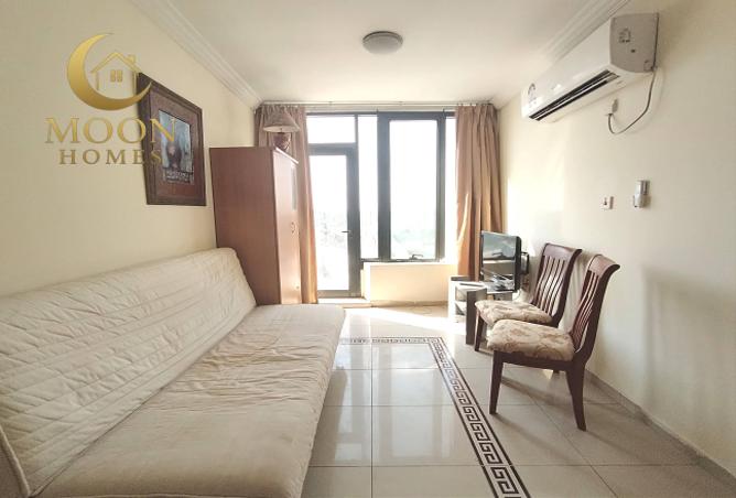 979390 - Property Image 2