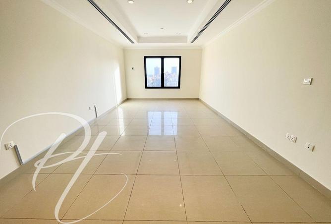 979438 - Property Image 3