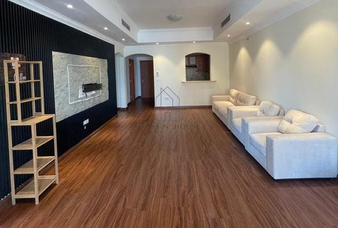 945869 - Property Image 2