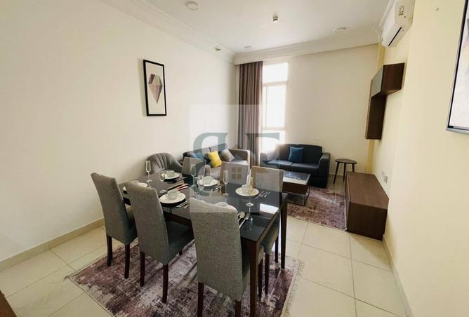 988663 - Property Image 2