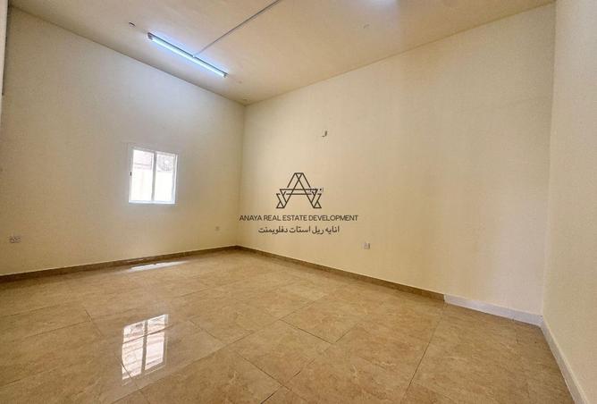 950232 - Property Image 3