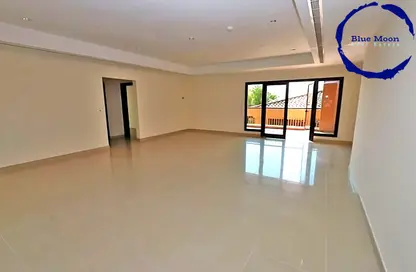 Apartment - 2 Bedrooms - 3 Bathrooms for sale in West Porto Drive - Porto Arabia - The Pearl Island - Doha