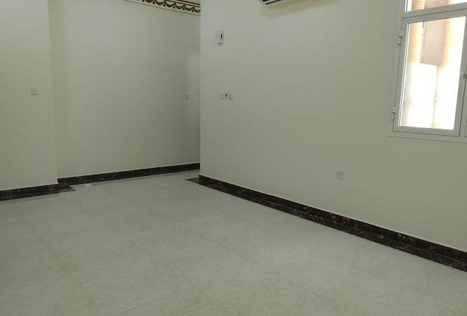 995133 - Property Image 2