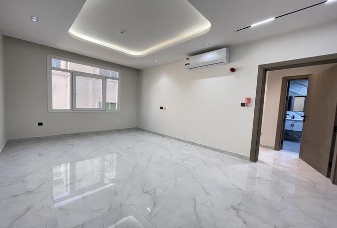 999555 - Property Image 2