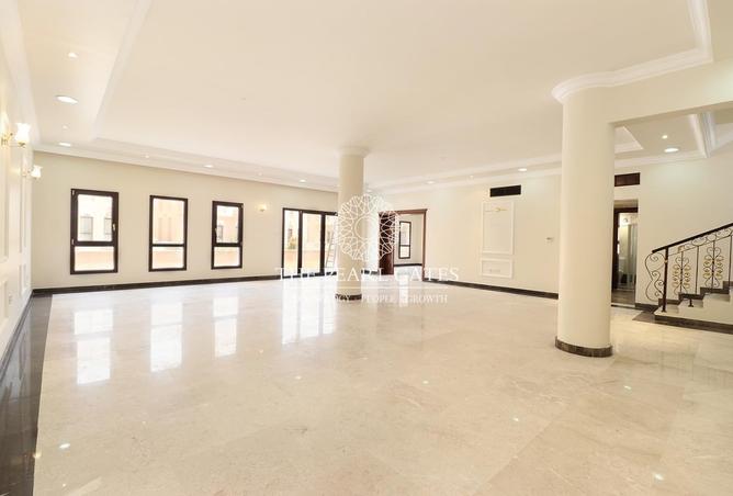 867092 - Property Main Image