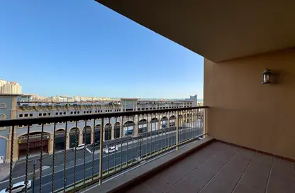 Apartment - 2 Bedrooms - 4 Bathrooms for rent in West Porto Drive - Porto Arabia - The Pearl Island - Doha