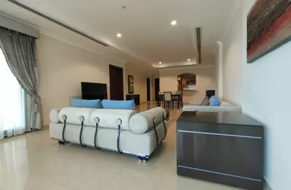 Apartment - 1 Bedroom - 2 Bathrooms for rent in East Porto Drive - Porto Arabia - The Pearl Island - Doha