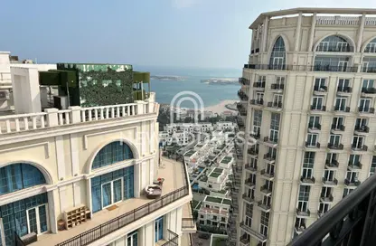 Penthouse - 3 Bedrooms - 4 Bathrooms for rent in Floresta Gardens - Floresta Gardens - The Pearl Island - Doha