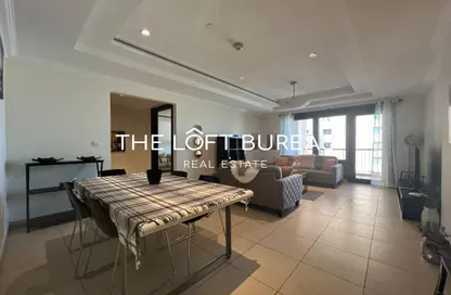 Apartment - 1 Bedroom - 2 Bathrooms for rent in Tower 21 - Porto Arabia - The Pearl Island - Doha