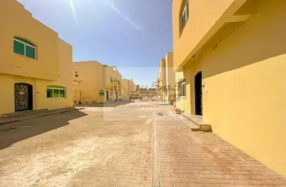 Outdoor Building image for: Villa - 4 Bedrooms - 3 Bathrooms for rent in Ain Khalid Gate - Ain Khaled - Doha, Image 1