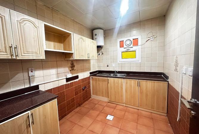 978557 - Property Image 2