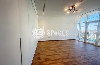 Penthouse - 3 Bedrooms - 4 Bathrooms for rent in Floresta Gardens - Floresta Gardens - The Pearl Island - Doha