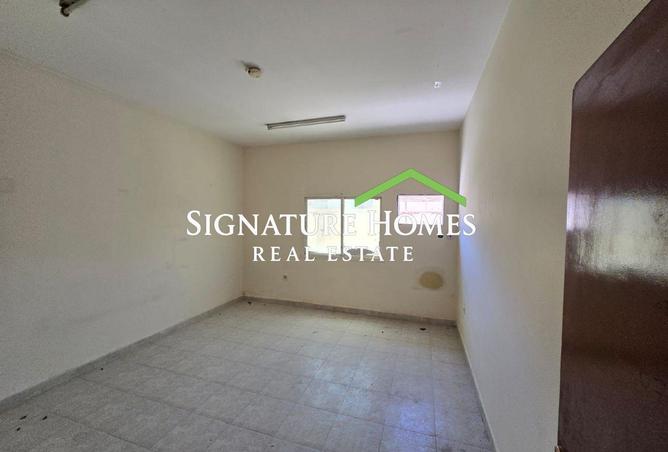 967938 - Property Image 2