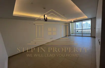 Apartment - 2 Bedrooms - 4 Bathrooms for rent in Viva West - Viva Bahriyah - The Pearl Island - Doha