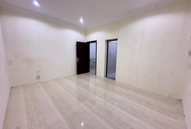 999384 - Property Image 3