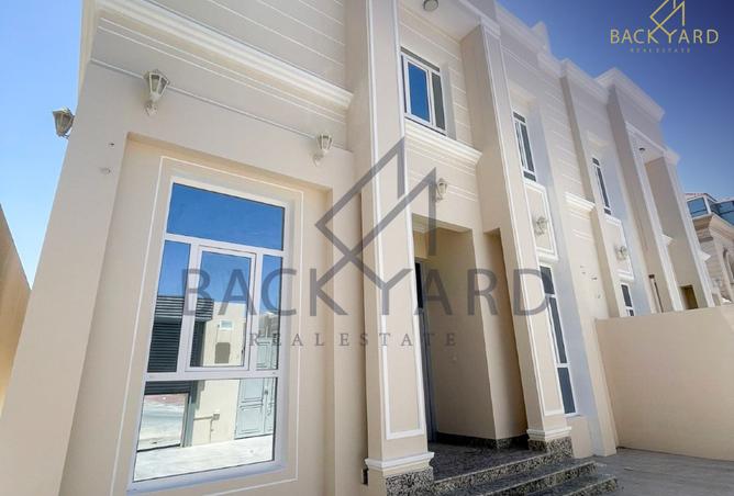 892987 - Property Image 2