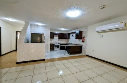 Apartment - 2 Bedrooms - 1 Bathroom for rent in Old Airport Road - Old Airport Road - Doha