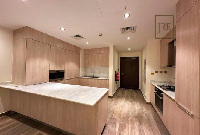 818805 - Property Image 3